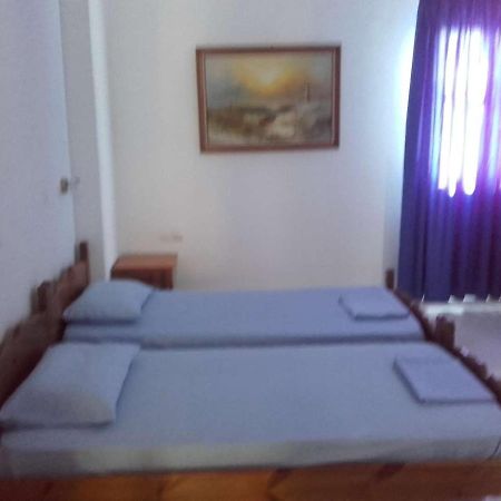 Nikos Apartments Лефкос-Карпату Экстерьер фото